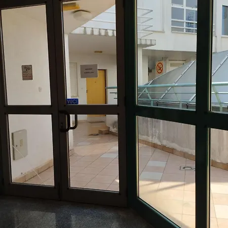 Mirna Apartamento Makarska