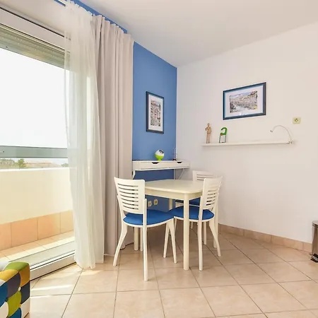 Apartment Mirna Makarska