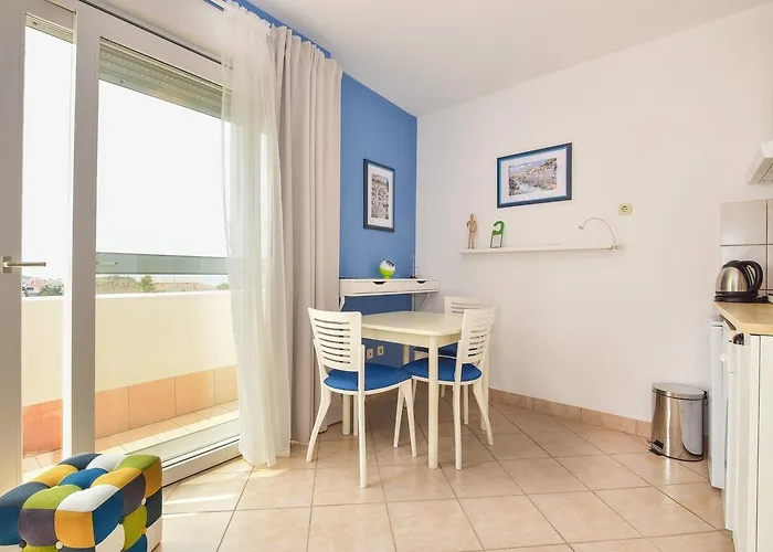 Apartment Mirna Makarska